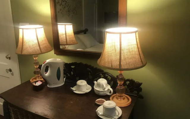 photo 5 of Howarth House Bed And Breakfast