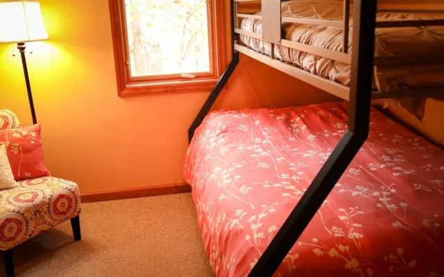 photo 4 of Huck`s Place