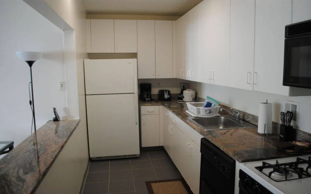 photo 5 of Hudson Suites at Newport