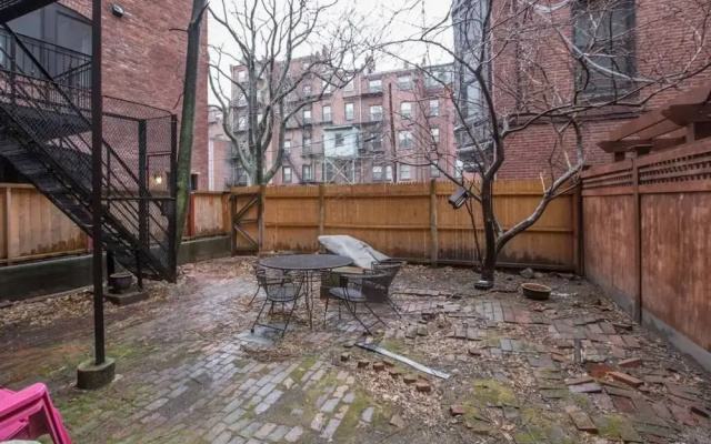 photo 5 of Huge 1 Bedroom in Heart of Back Bay