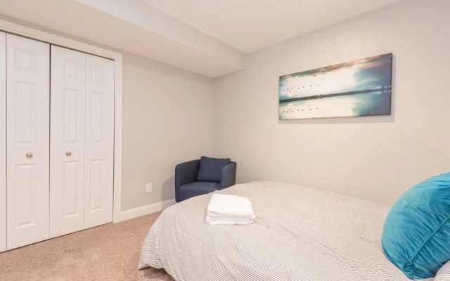 photo 4 of Huge 2br/2ba in the Heart of Back Bay by Domio