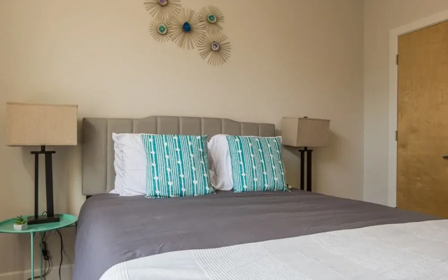 photo 5 of FRONTDESK NuLu Apts Louisville