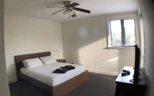 photo 5 of Huge House in Fort Lauderdale -  821