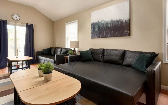 photo 5 of Huge Modern Home 20 mins to NYC