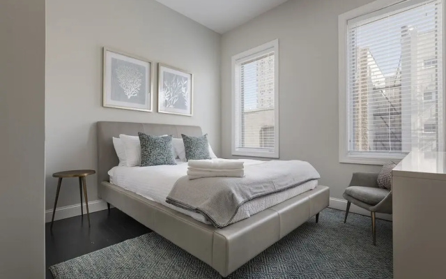 photo 5 of Huge Stylish 3 BR Loft Cobblestone St Next to NYC