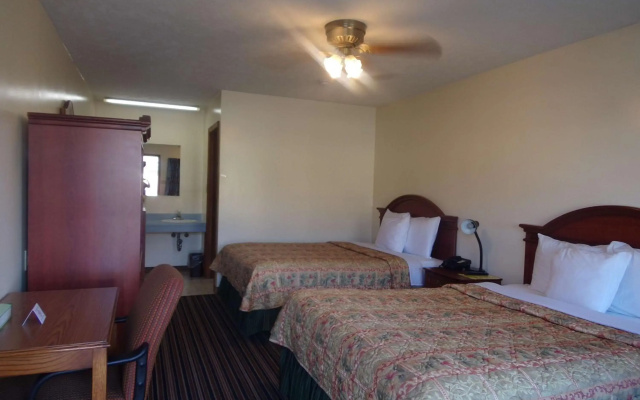 photo 2 of Huggy Bear Motel
