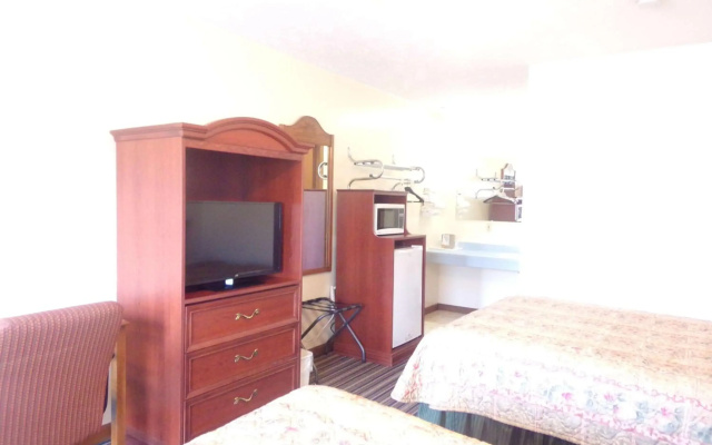 photo 4 of Huggy Bear Motel