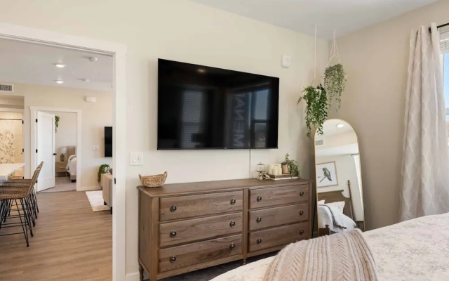 photo 4 of Hummingbird Retreat 2 Bedroom Condo