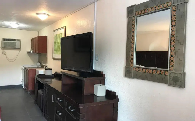 photo 5 of Rosen Sea Inn