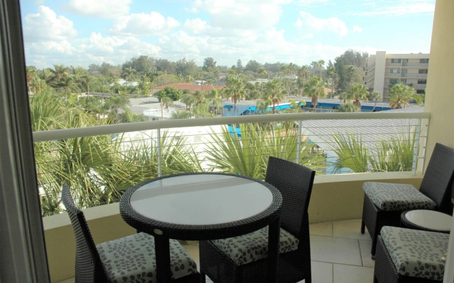 photo 4 of Hyatt Fractional #402 - 2 Br Condo