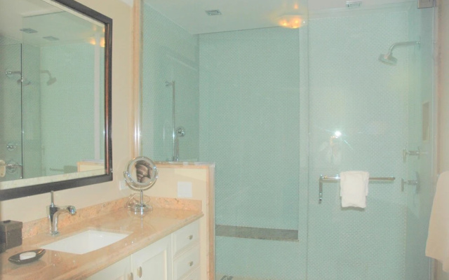 photo 5 of Hyatt Fractional #402 - 2 Br Condo