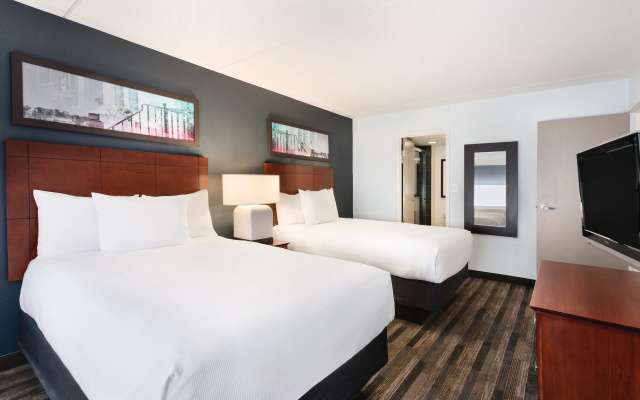 photo 4 of TownePlace Suites by Marriott Charlotte LoSo Airport