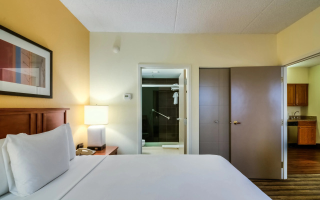 photo 2 of HYATT house Chicago/Schaumburg
