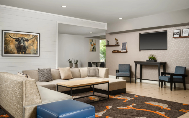 photo 2 of HYATT house Dallas/Uptown