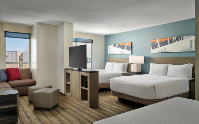 photo 2 of Hyatt House LA - University Medical Center