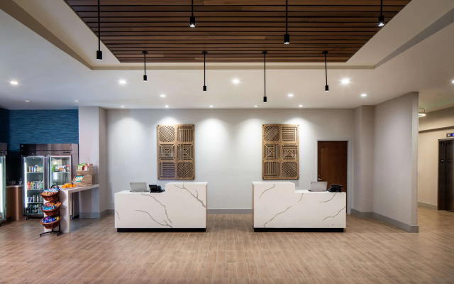 photo 2 of Hyatt House North Scottsdale