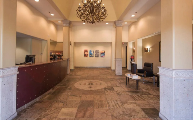 photo 2 of Studio 6 Carlsbad, CA
