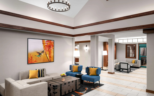 photo 2 of HYATT house Scottsdale/Old Town