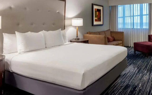 photo 4 of Sonesta Hotel Houston IAH Airport