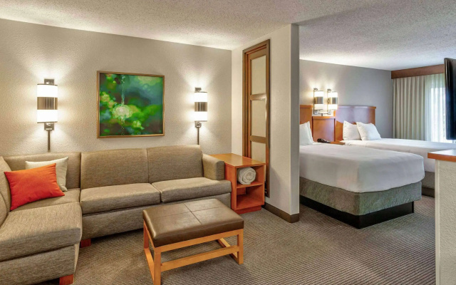 photo 5 of Wyndham Garden Kansas City Airport