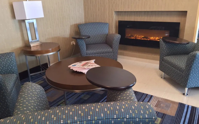 photo 3 of Hyatt Place Arlington Heights