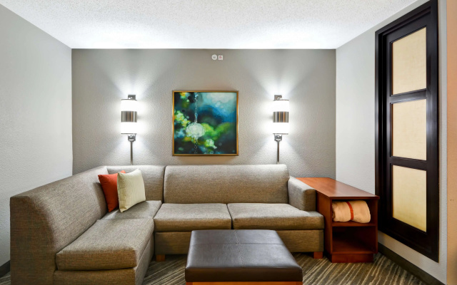 photo 2 of Hyatt Place Baton Rouge/I-10