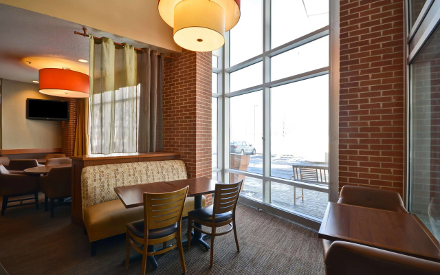 photo 3 of Hyatt Place Chicago/Naperville/Warrenville
