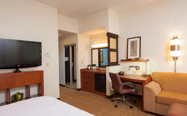 photo 2 of Hyatt Place Des Moines/Downtown