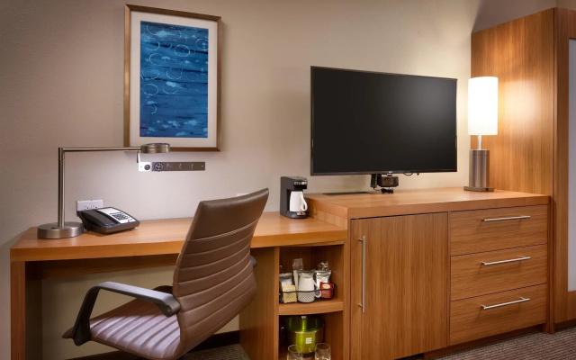 photo 4 of Hyatt Place Emeryville/San Francisco Bay Area
