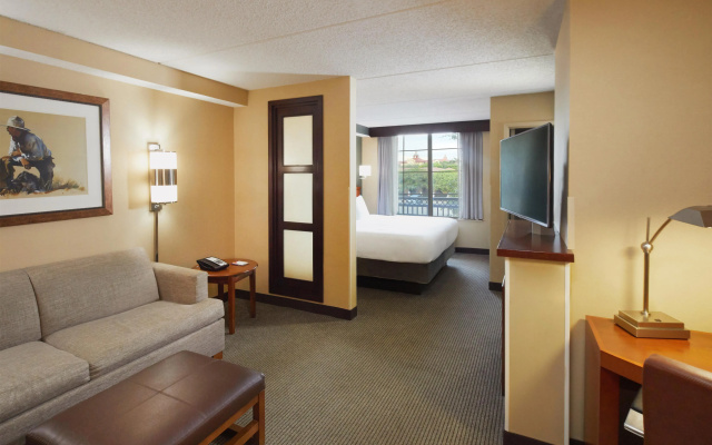 photo 3 of Hyatt Place Fort Worth/Historic Stockyards