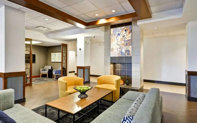 photo 3 of Home2 Suites by Hilton Indianapolis Keystone Crossing