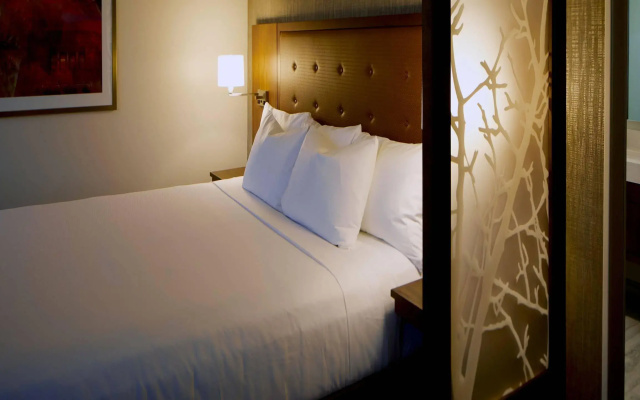 photo 5 of Hyatt Place Las Vegas at Silverton Village