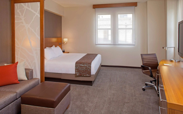 photo 4 of Hyatt Place New Orleans Convention Center