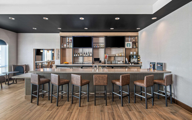 photo 2 of Hyatt Place Newark/Silicon Valley