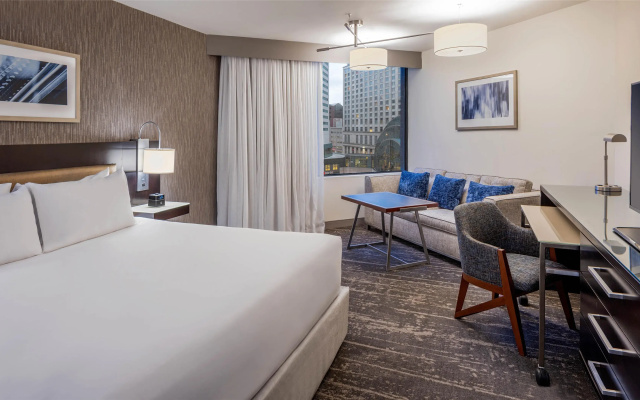 photo 3 of Hyatt Regency Indianapolis