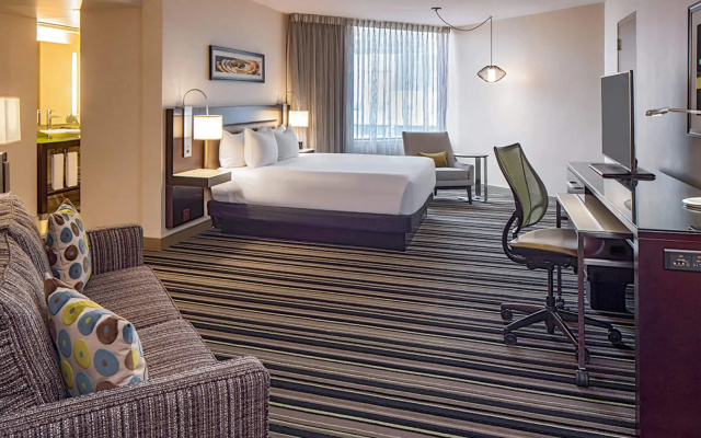 photo 4 of Hyatt Regency Indianapolis