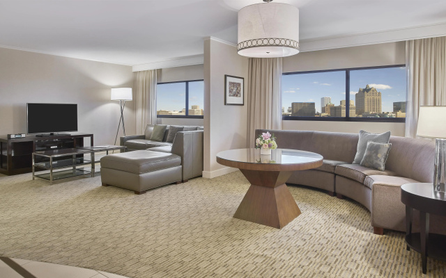 photo 4 of Hyatt Regency Milwaukee