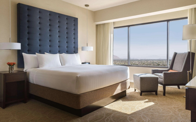 photo 3 of Hyatt Regency Phoenix