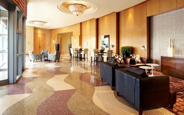 photo 2 of Hyatt Centric Chicago O’Hare