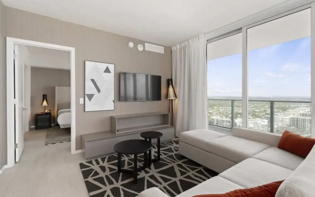 photo 3 of Hyde Beach House Hollywood Apartamento