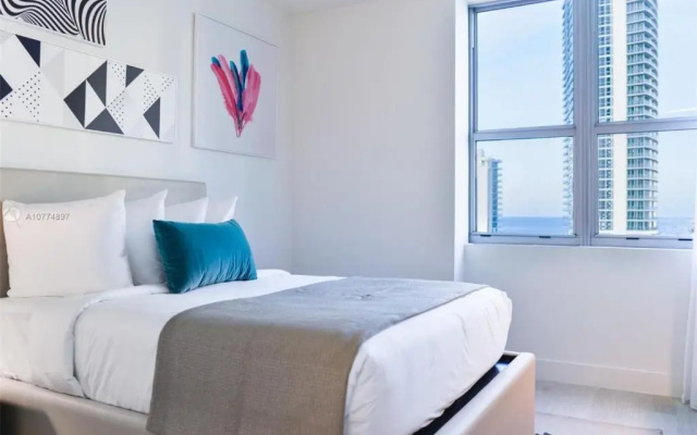 photo 4 of Hyde Beach House Hollywood Pr Suites