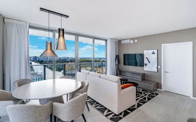 photo 2 of Hyde Beach House Luxury Condo-Resort 5559