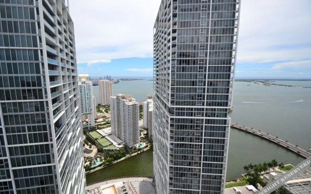 photo 3 of Icon Brickell