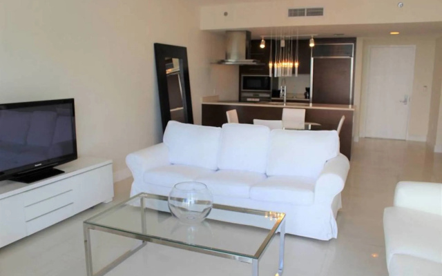 photo 3 of Icon Brickell