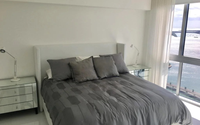 photo 2 of ICON Brickell Residences by SV Rentals