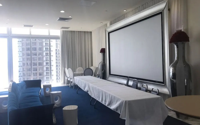 photo 4 of Icon by Design Suites Miami