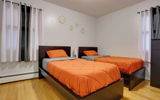 photo 5 of Ideally Located Jersey City Home, 8 Mi to NYC