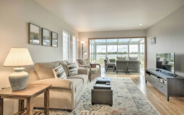 photo 5 of Ideally Located San Francisco Bay Home w/ Sunroom!
