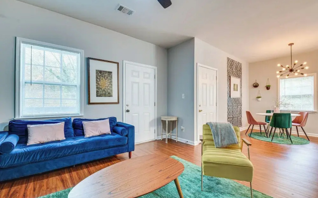 photo 2 of Idyllic Atlanta Apartment: 6 Mi to Airport