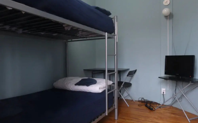 photo 2 of IHSP Chicago Hostel